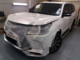 Lexus бронирование кузова антигравийной пленкой 3M